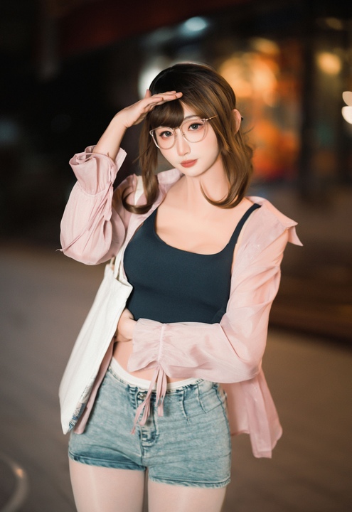 y妹不是小叶 常服江南西.jpg